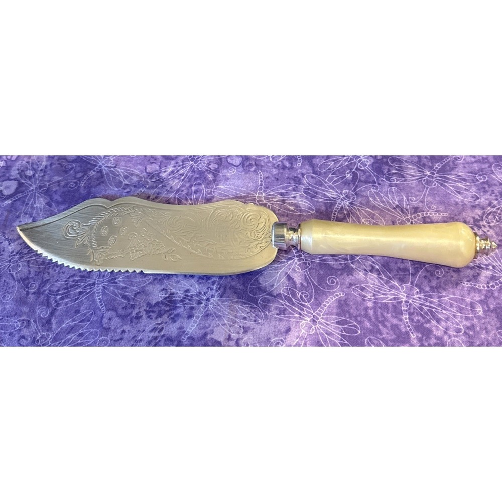 Vintage Marbleized Acrylic Handle Stainless Steel Blade Serrated Cake Pie Slicer
